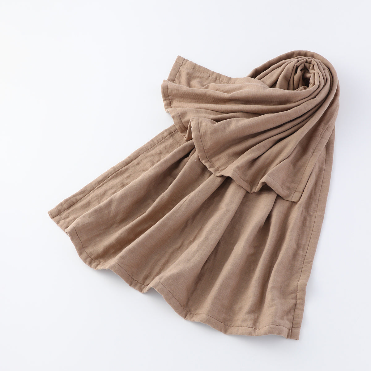Marshmallow Gauze throw in Brown