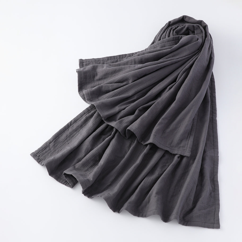 Marshmallow Gauze throw in Dark Grey