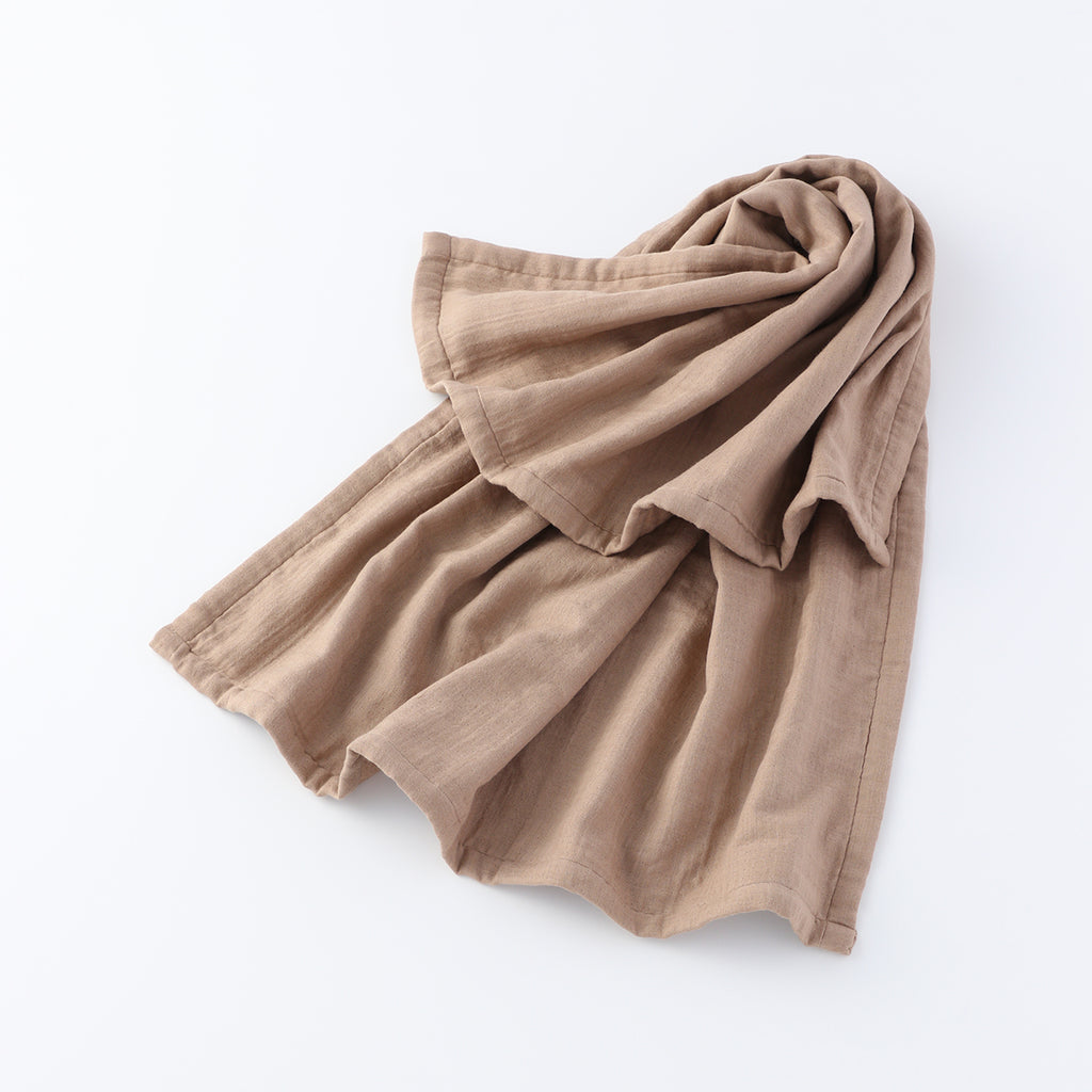 Marshmallow Gauze throw in Brown
