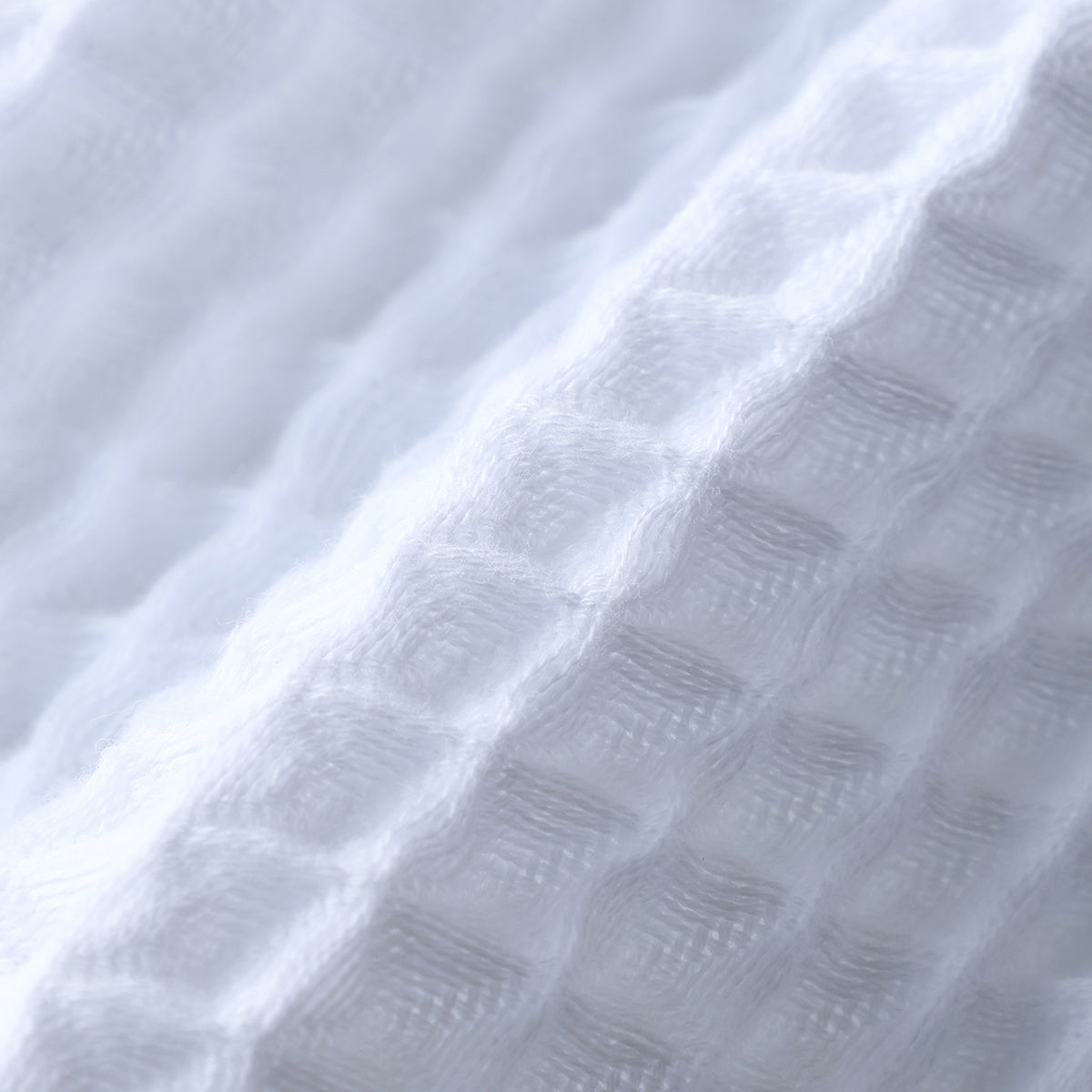 Air Waffle guest towel in White
