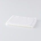 Fuwafuwa Color guest towel in White