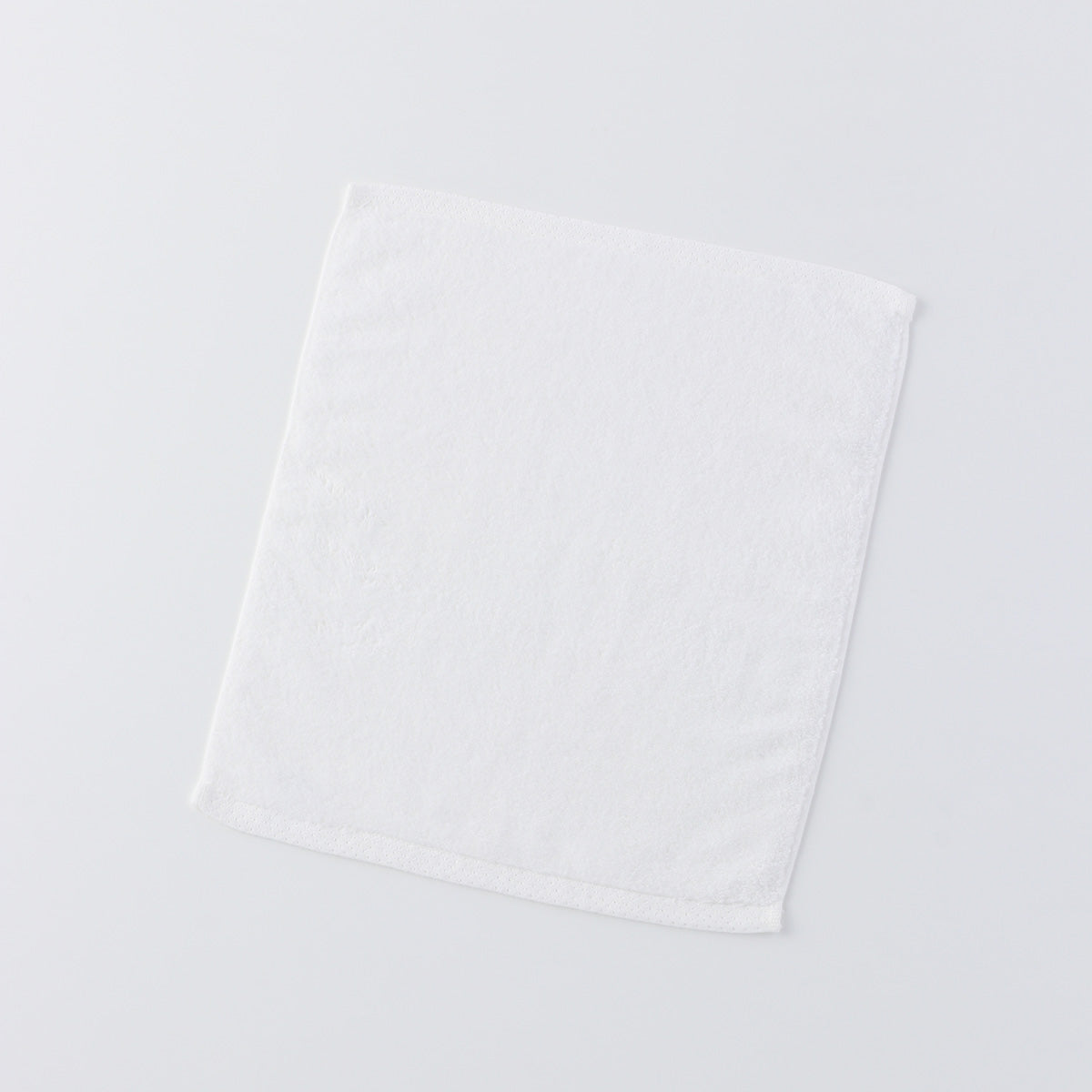 Fuwafuwa Color guest towel in White