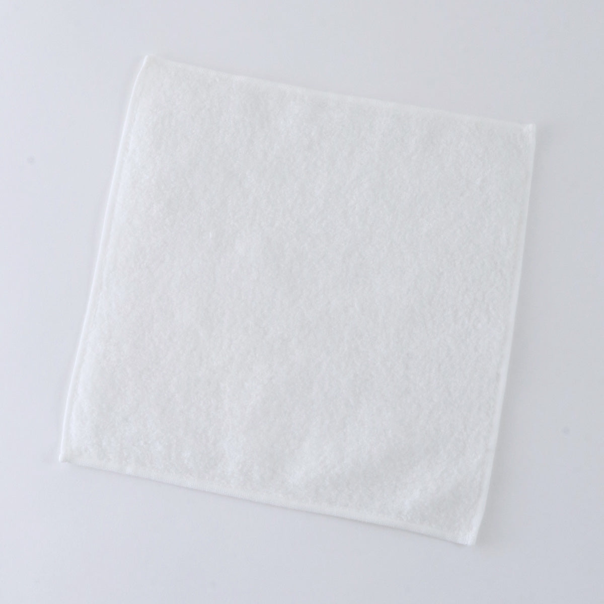 Airy Touch towel handkerchief in White