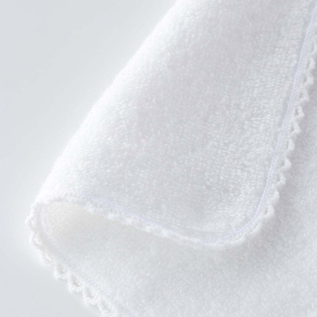 Fuwafuwa Color towel handkerchief in White