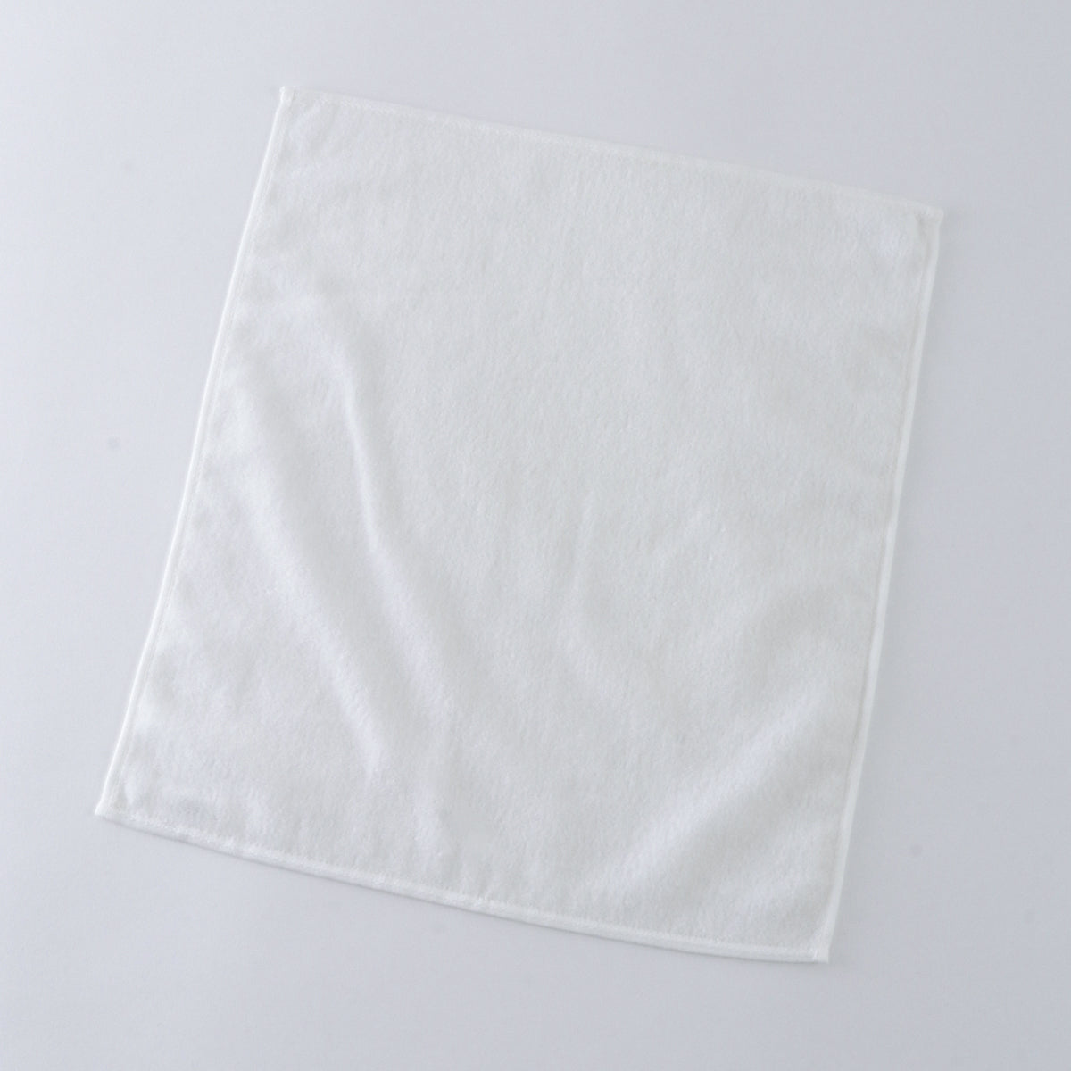 Airy Touch guest towel in White