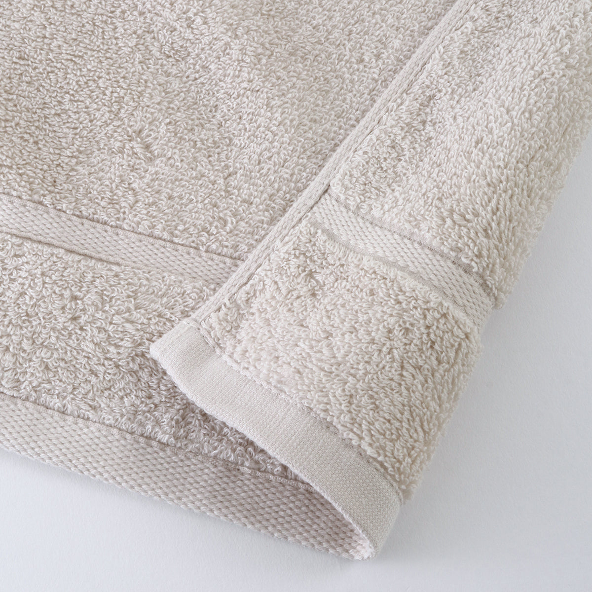 Quick Dry Tint face towel in Beige