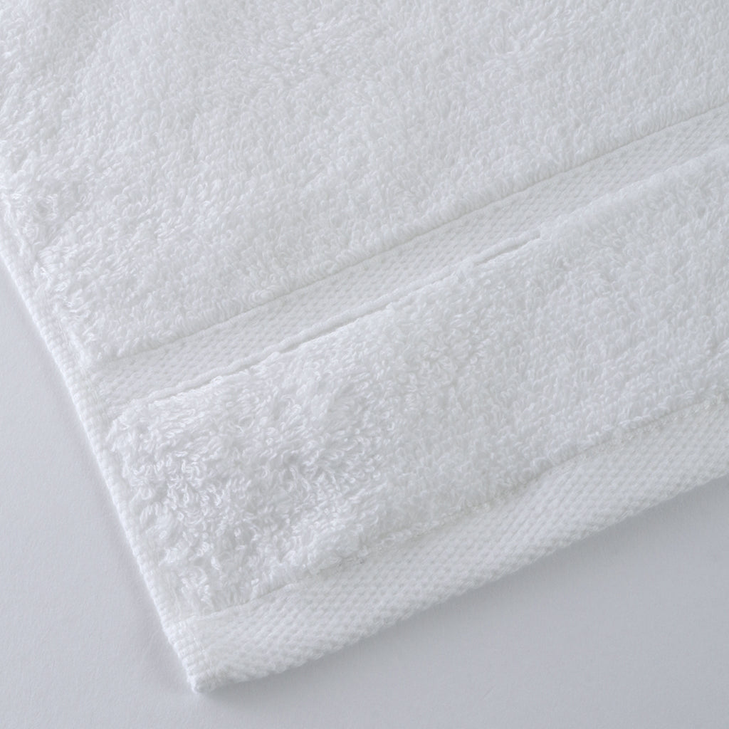 Quick Dry Tint face towel in White