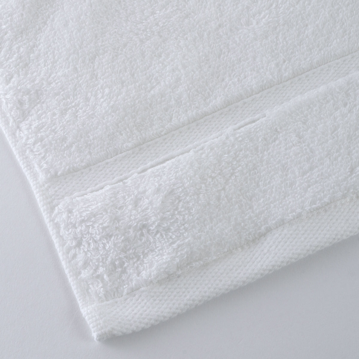 Quick Dry Tint face towel in White