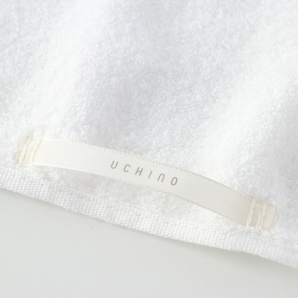 Beauty Skincare bath towel in Milk White