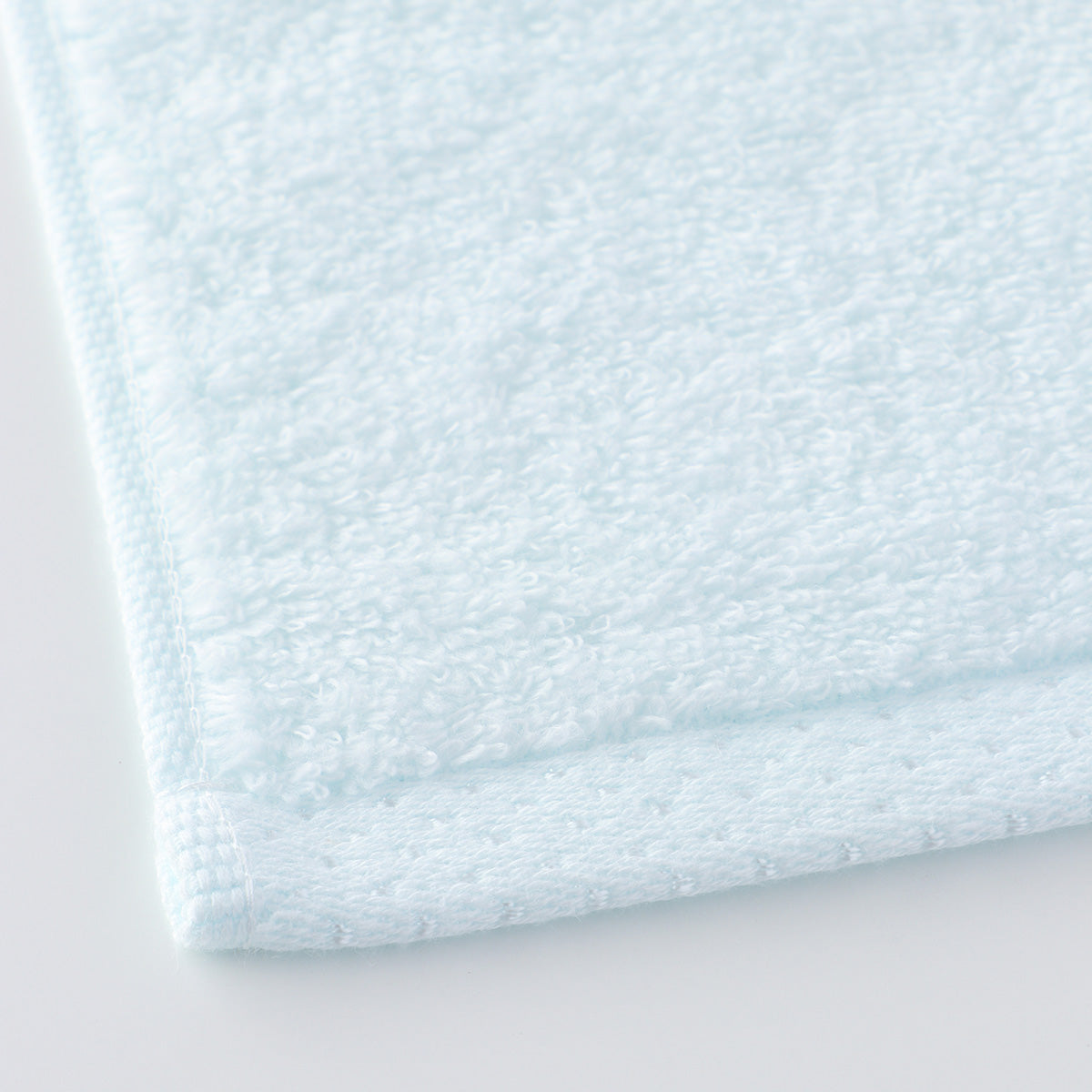 Fuwafuwa Color face towel in Blue