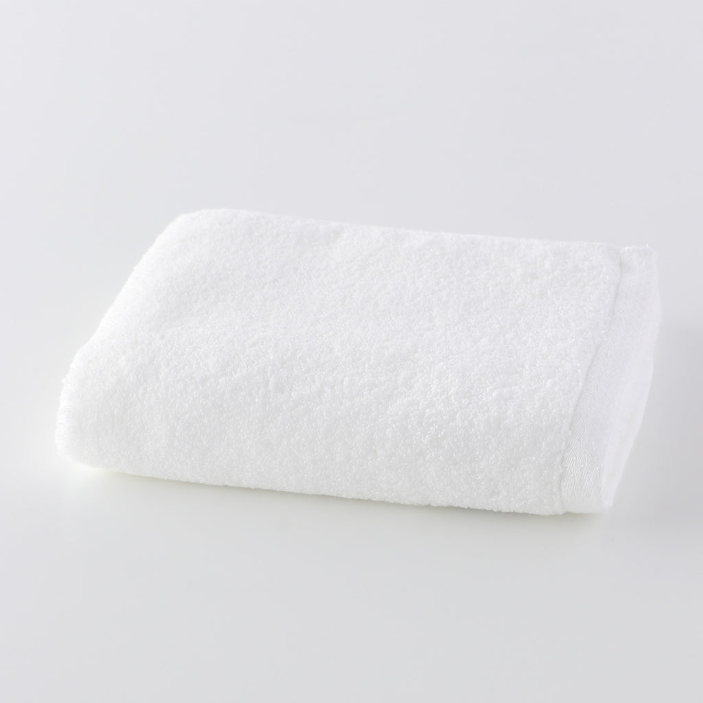Fuwafuwa Color face towel in White