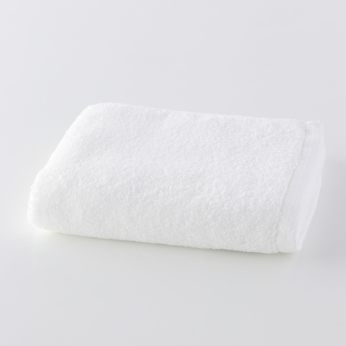 Fuwafuwa Color face towel in White