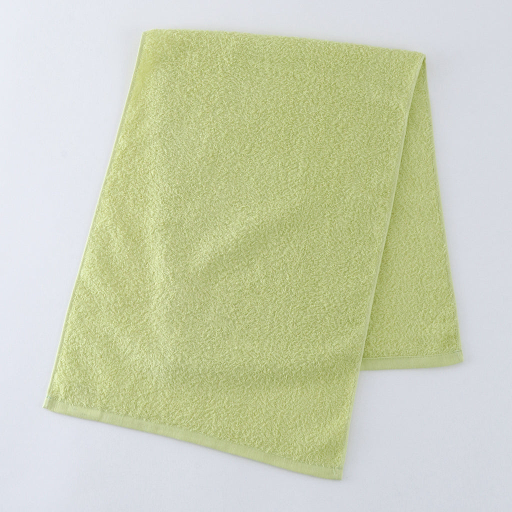 Oboro Towel Japanese Traditional Colours bath towel in Wakakusa (Young Grass)