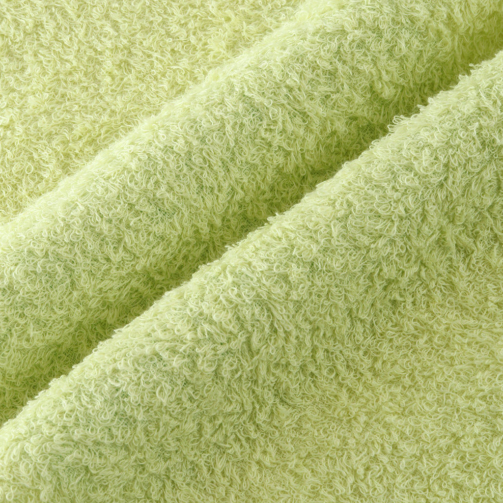 Oboro Towel Japanese Traditional Colours bath towel in Wakakusa (Young Grass)