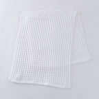 Air Waffle face towel in White