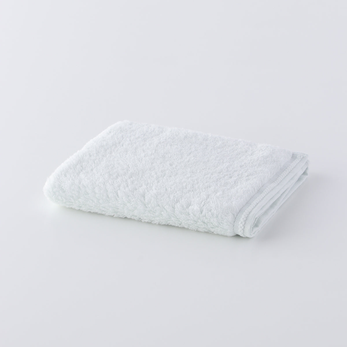 Super Marshmallow guest towel in Light Blue
