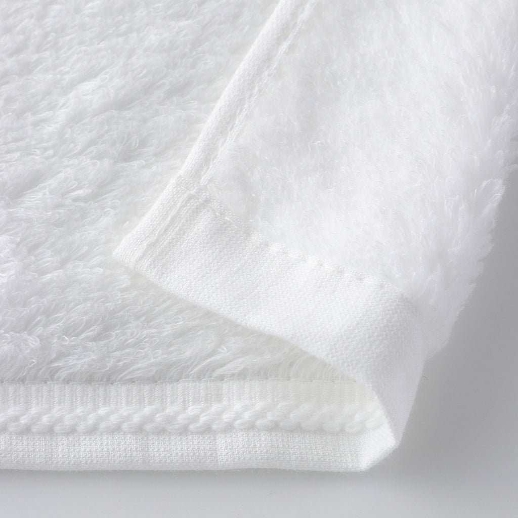 Super Marshmallow guest towel in White