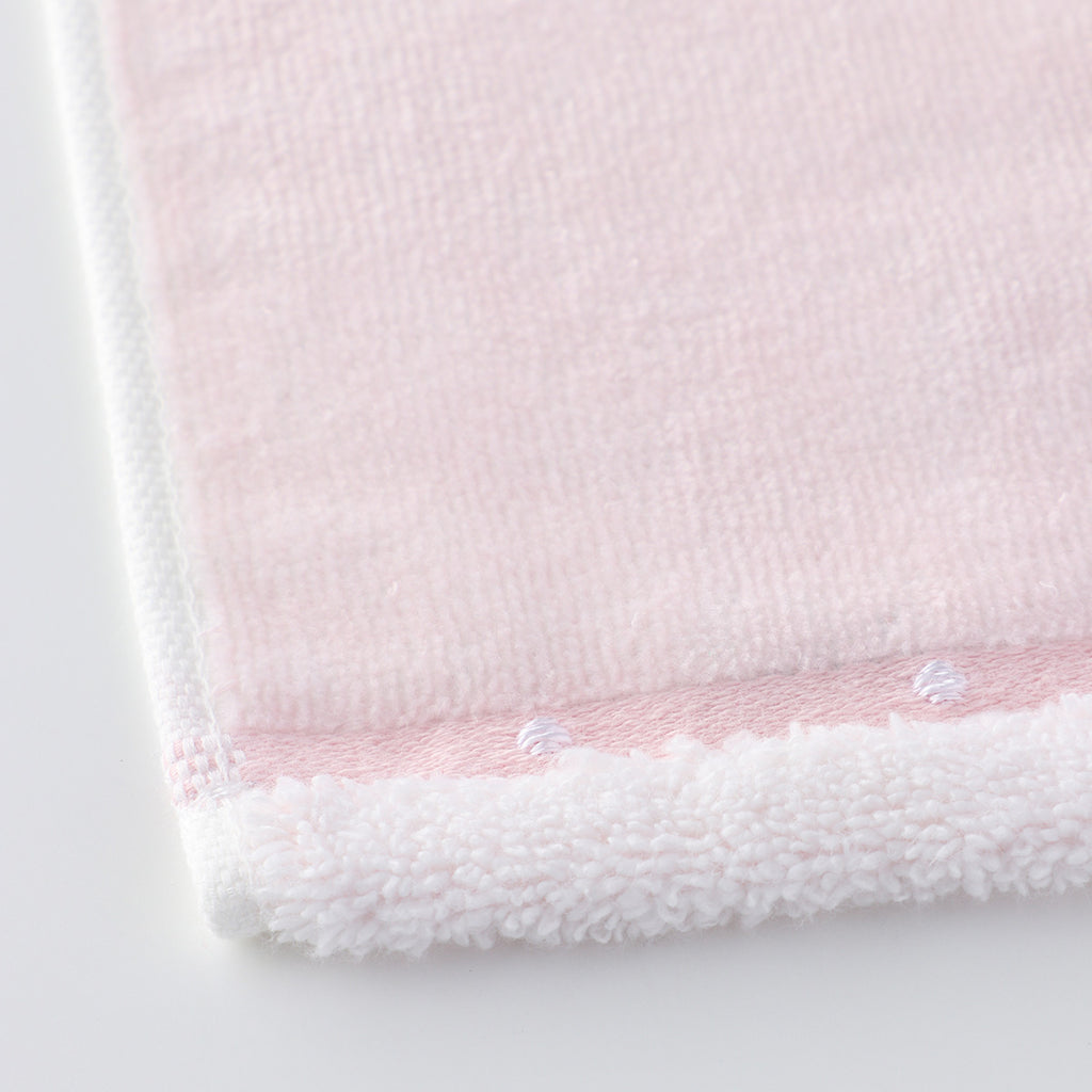 Fuwafuwa Bunny face towel in Light Pink