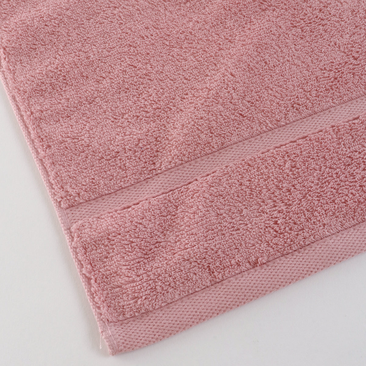 Quick Dry Tint small bath towel in Pink