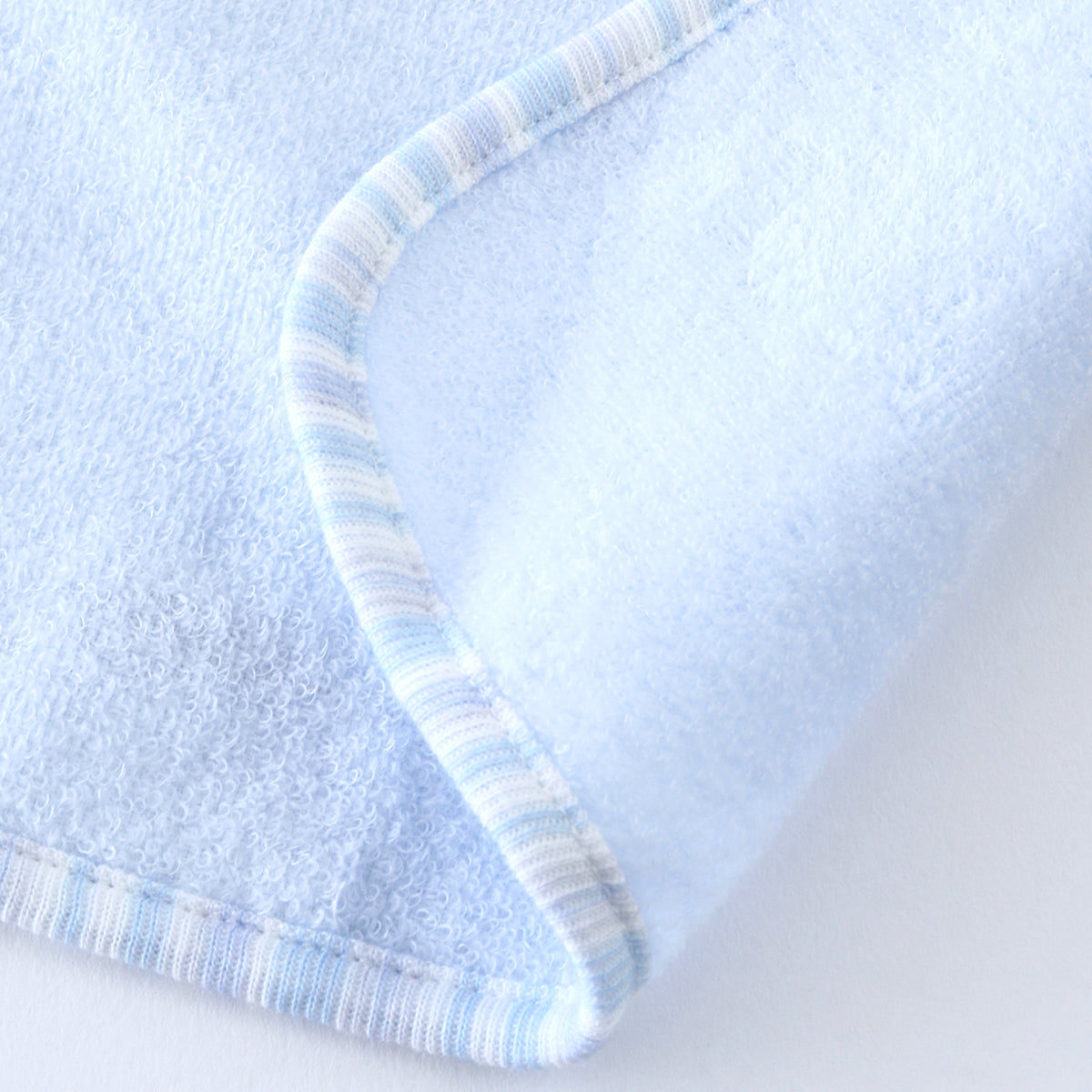 Airy Touch fluffy guest towel with loop in Blue