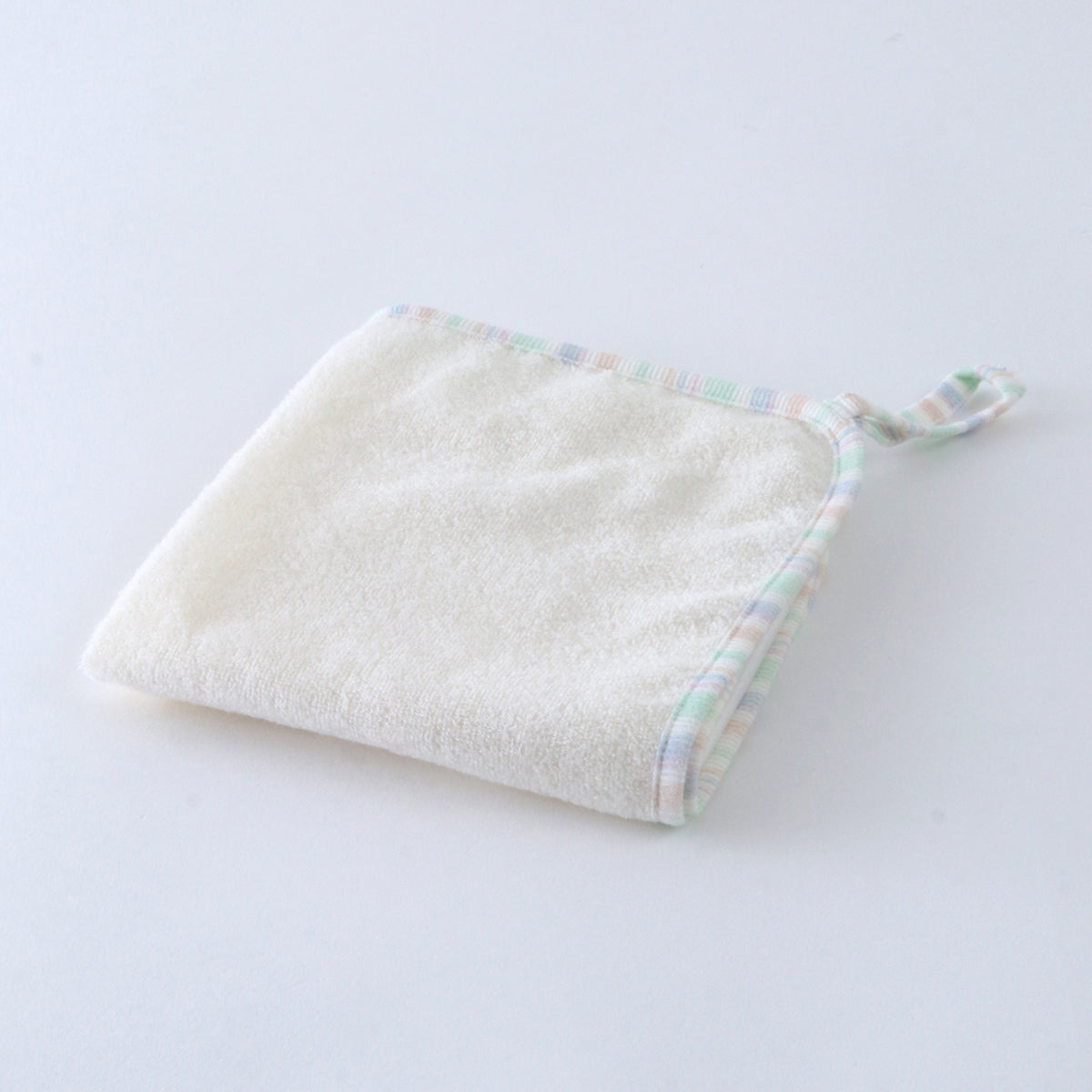 Airy Touch fluffy guest towel with loop in Ivory