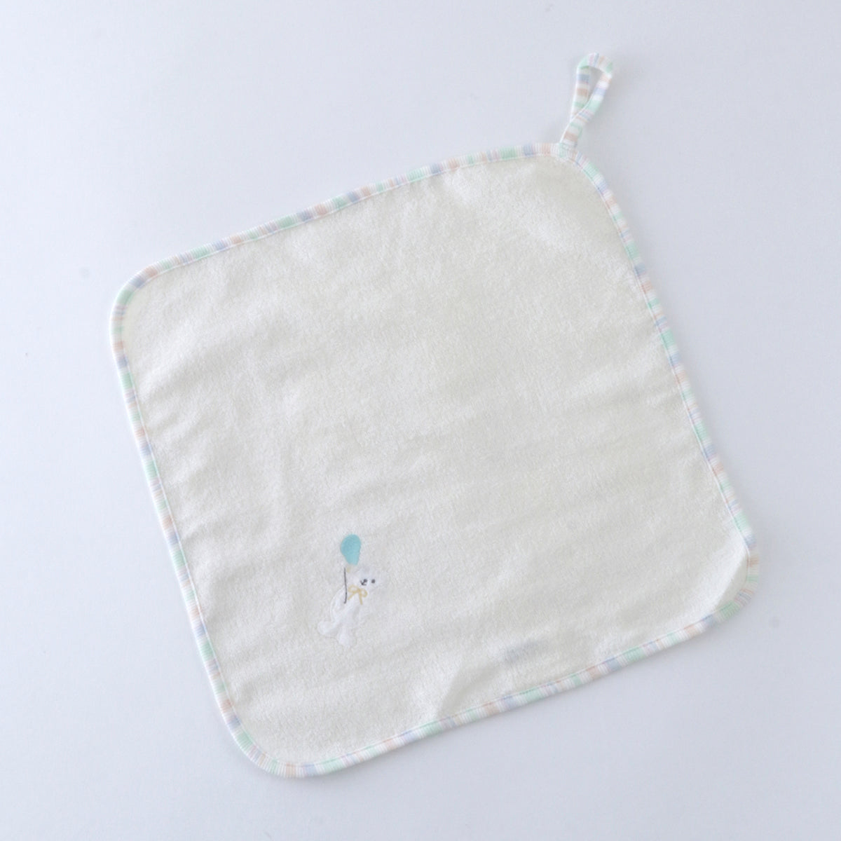 Airy Touch fluffy guest towel with loop in Ivory