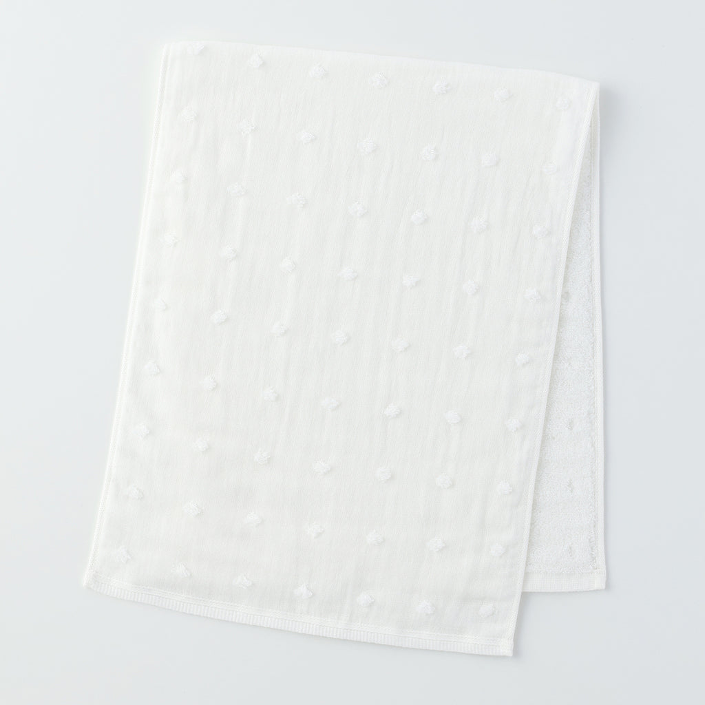 Fuwafuwa Gauze Dot face towel in White