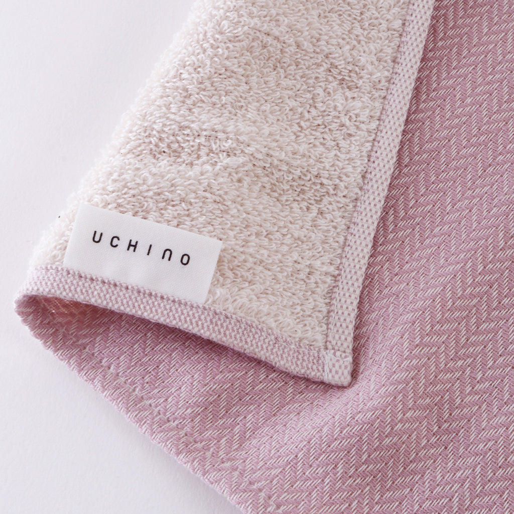Wine-dyed Organic Gauze guest towel in Pink
