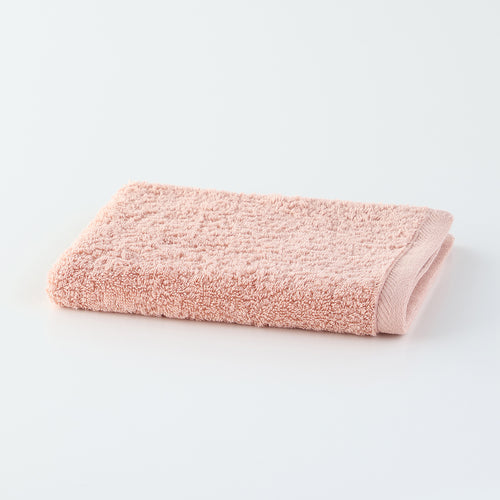 Plant-dyed Organic Pile guest towel in Pink