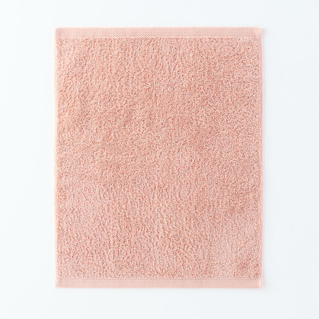 Plant-dyed Organic Pile guest towel in Pink