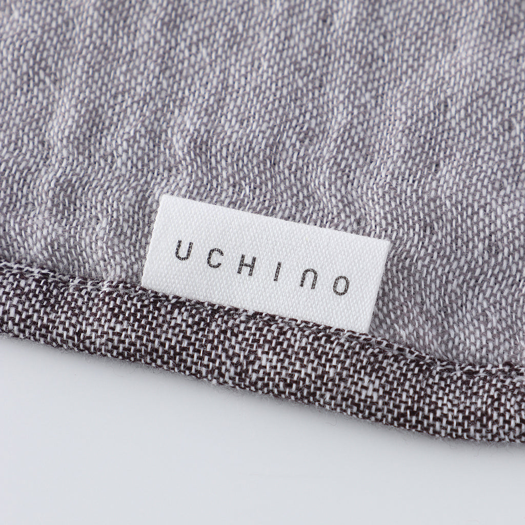 Marshmallow Puff Gauze face towel in Dark Grey