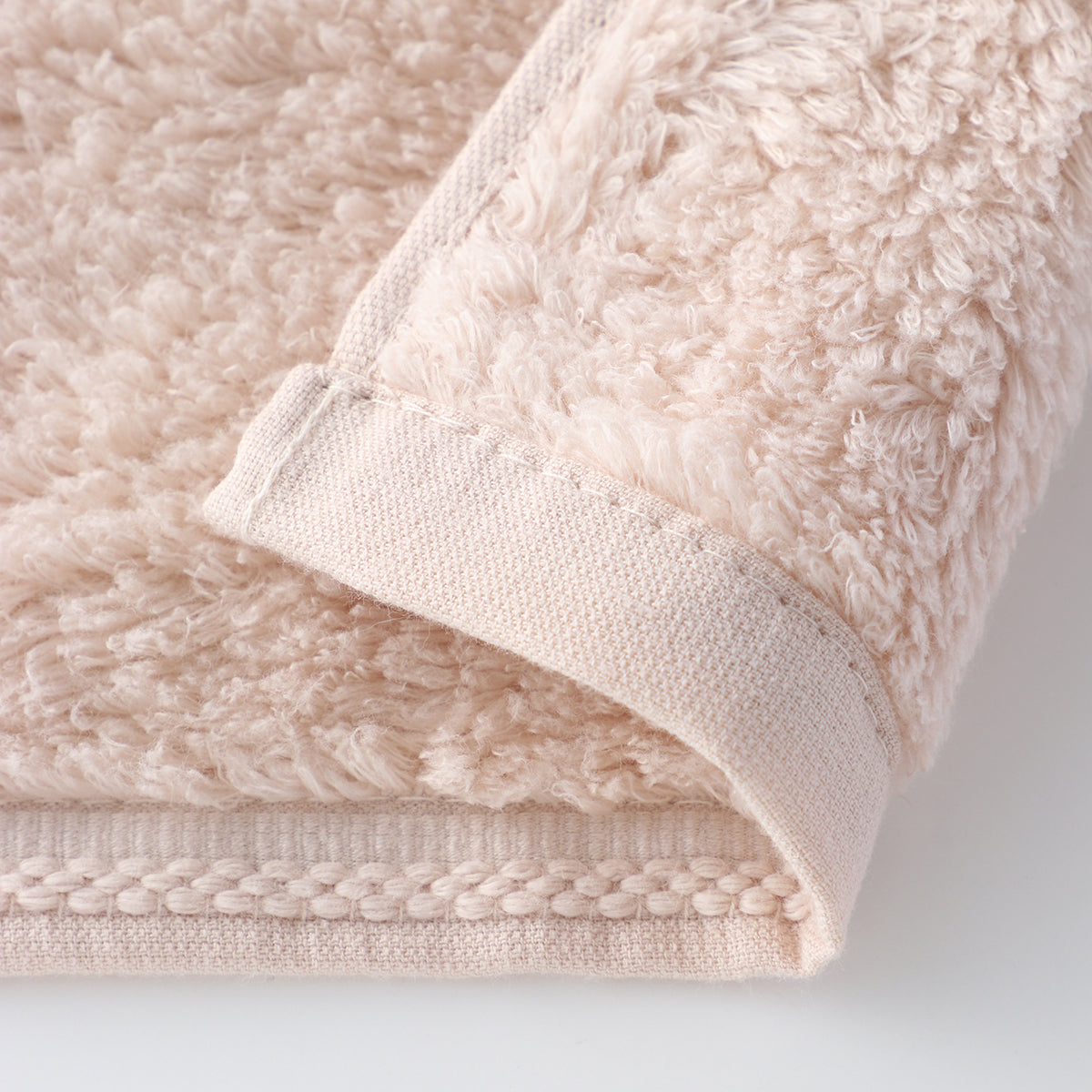 Super Marshmallow face towel in Beige