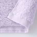 Super Marshmallow face towel in Violet
