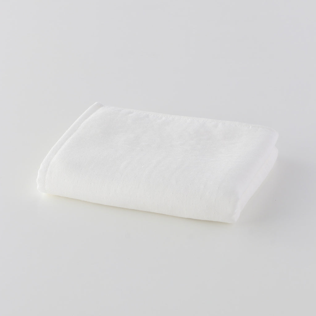 Marshmallow Gauze & Pile face towel in White