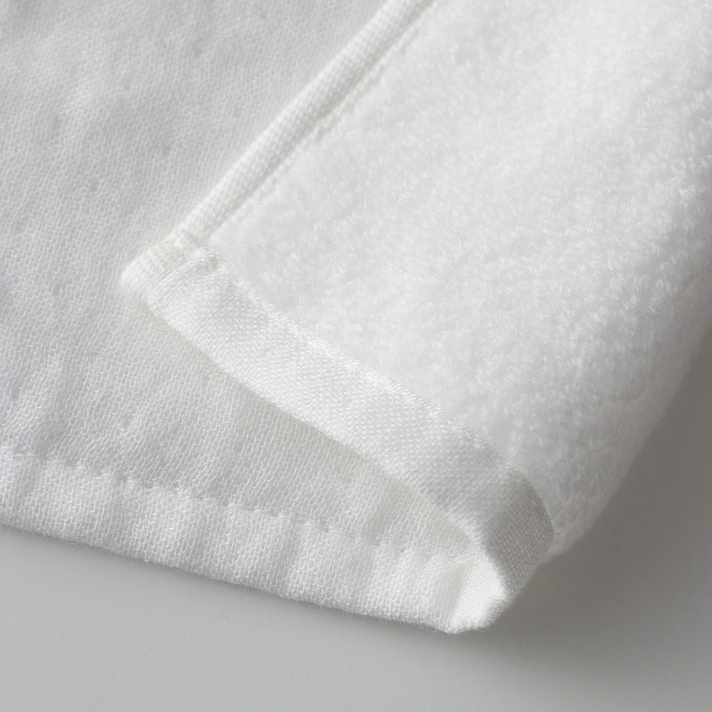 Marshmallow Gauze & Pile face towel in White