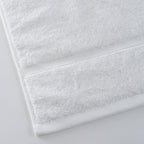 Quick Dry Tint bath towel in White