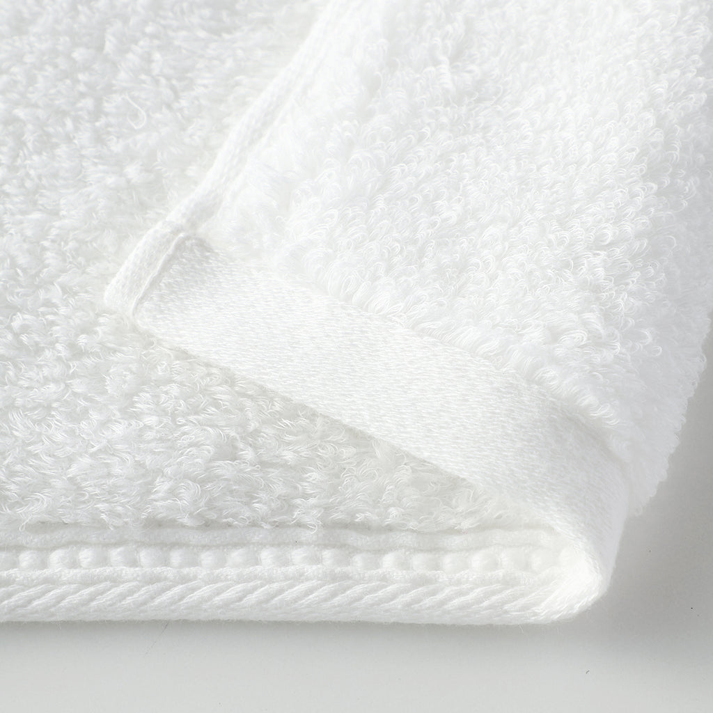 Shiawase Towel guest towel in Pearl