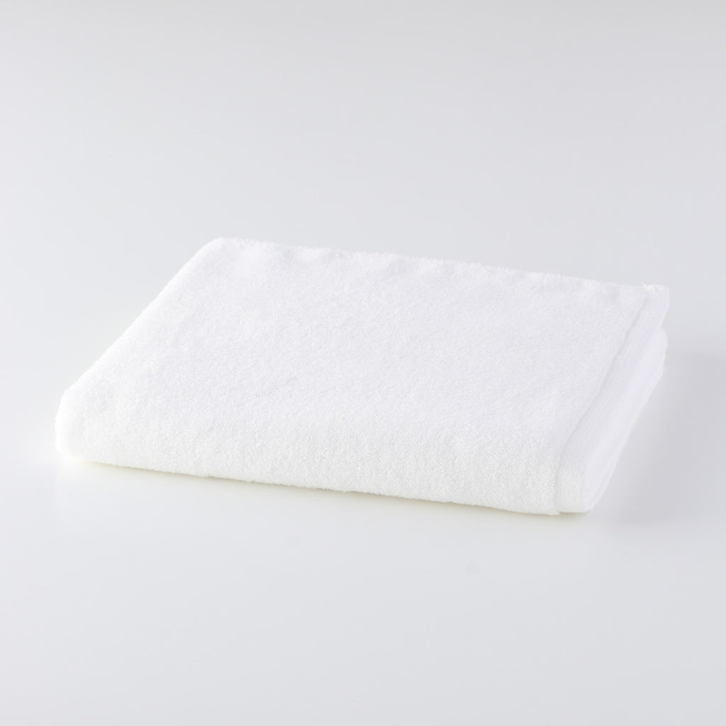 Fuwafuwa Color bath towel in White