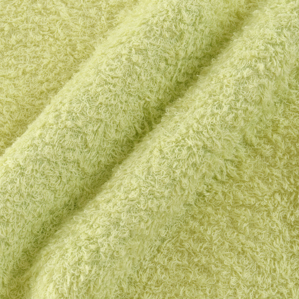 Oboro Towel Japanese Traditional Colours bath towel in Wakakusa (Young Grass)