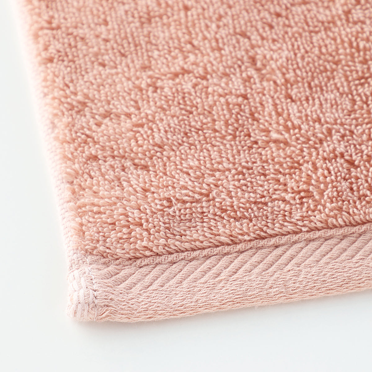 Plant-dyed Organic Pile face towel in Pink