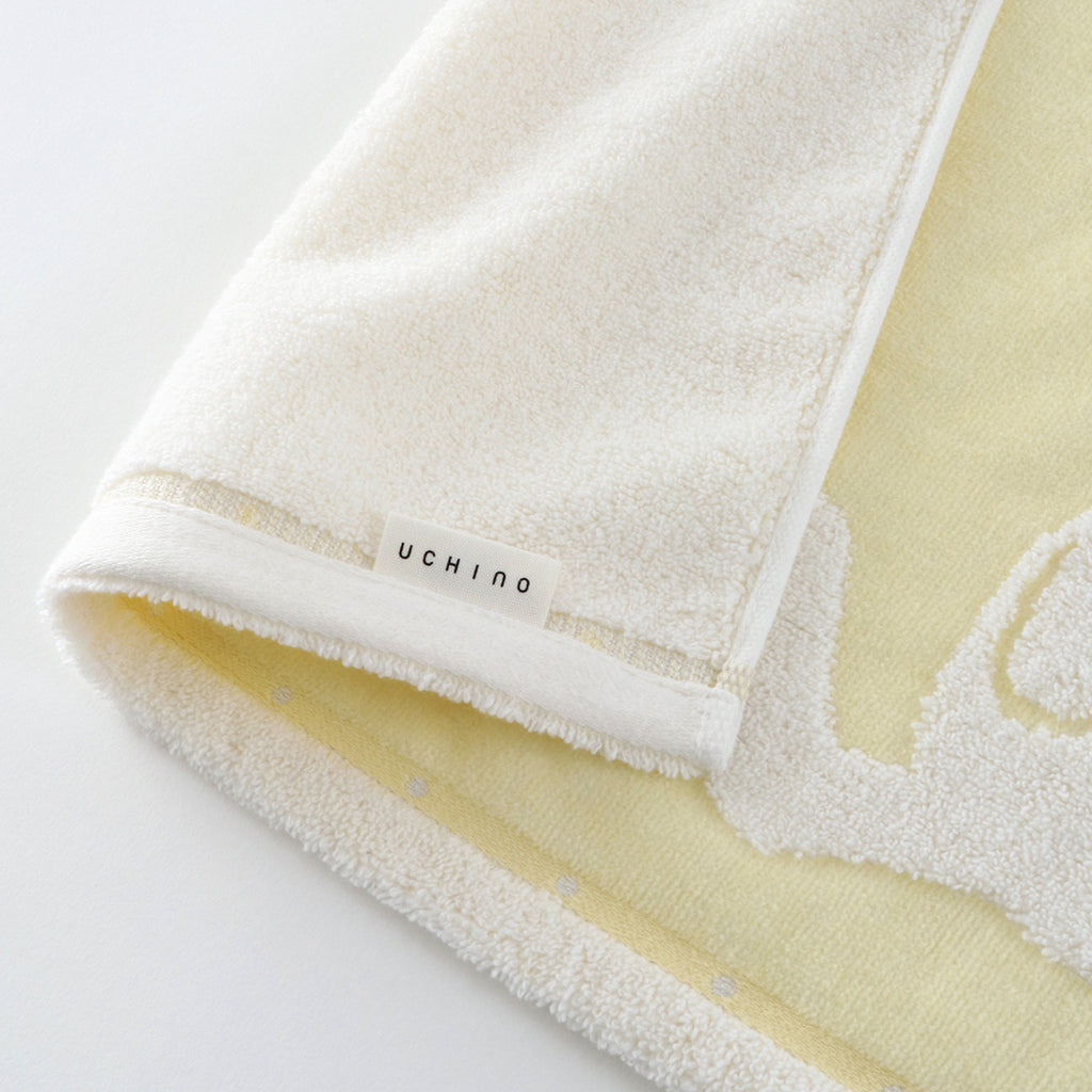 Fuwafuwa Bunny bath towel in Light Yellow