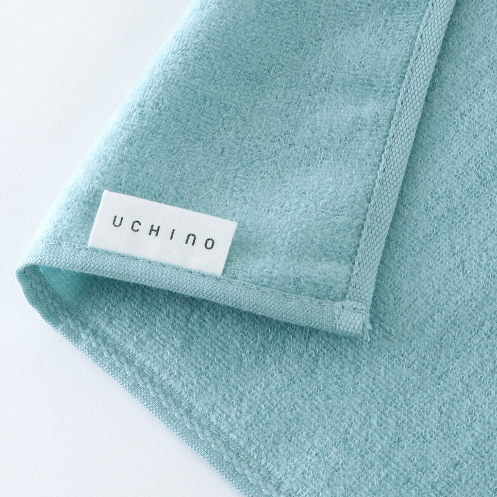 Airy Touch bath towel in Blue Green