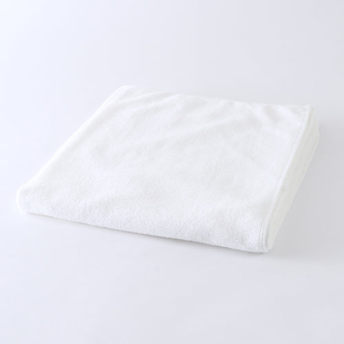 Airy Touch bath towel in White