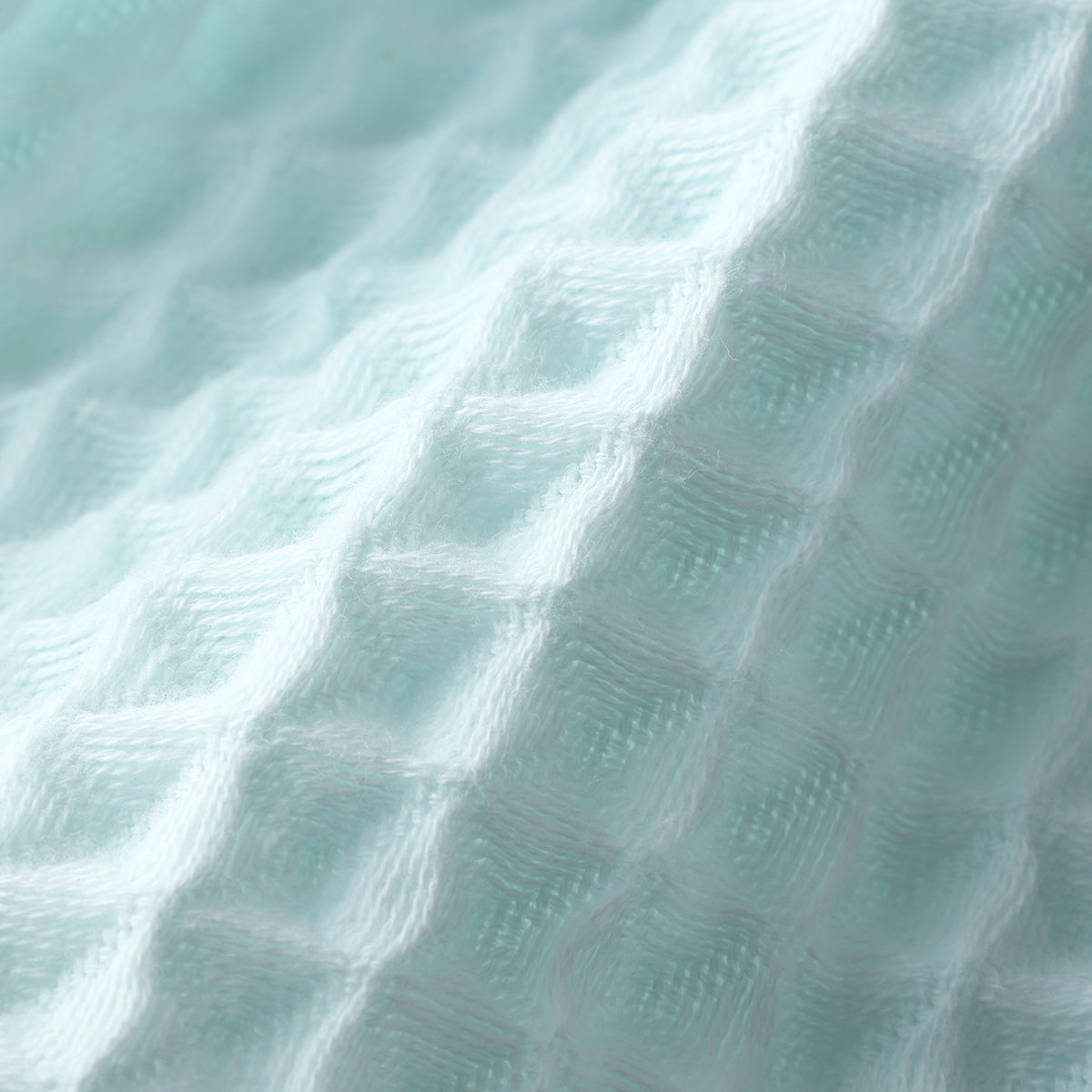 Air Waffle bath towel in Blue