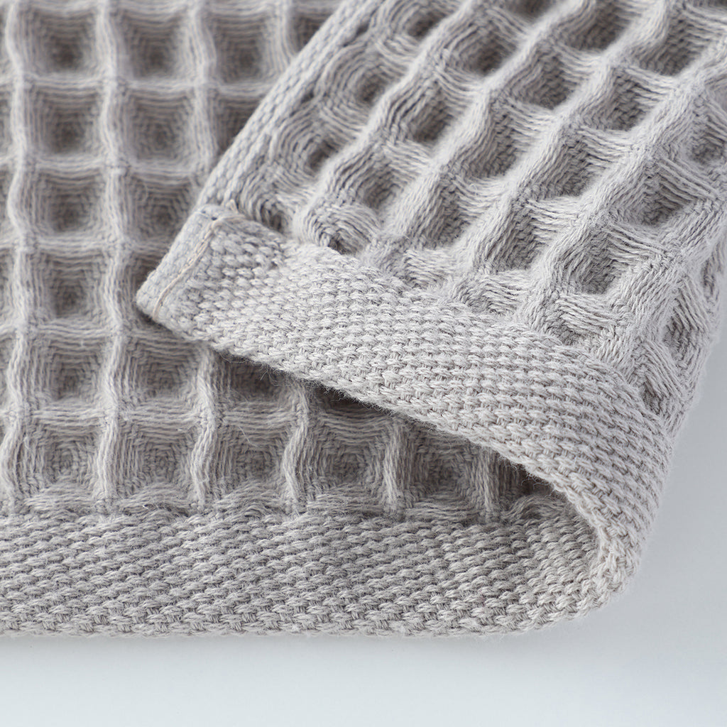 Air Waffle bath towel in Grey