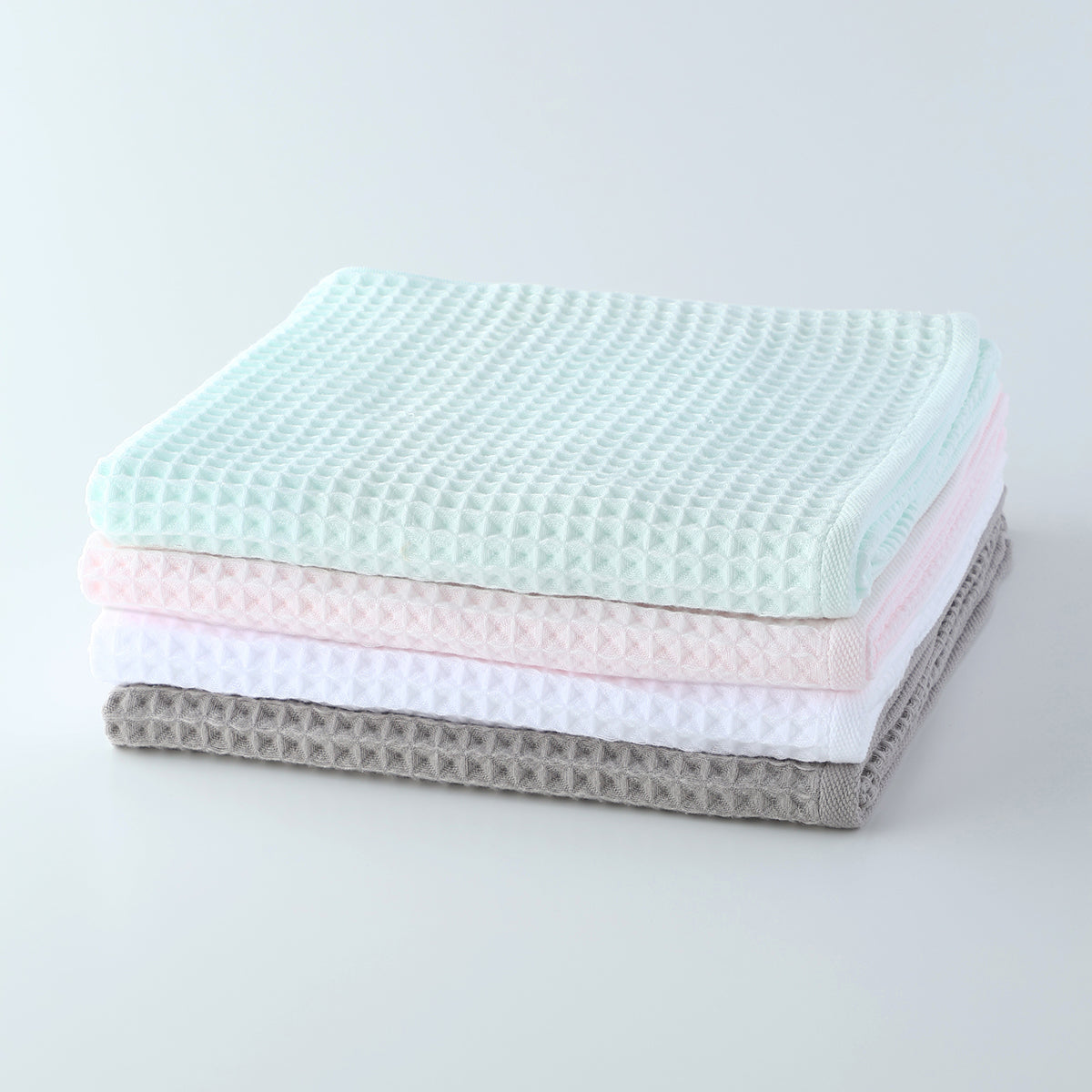 Air Waffle bath towel in Grey