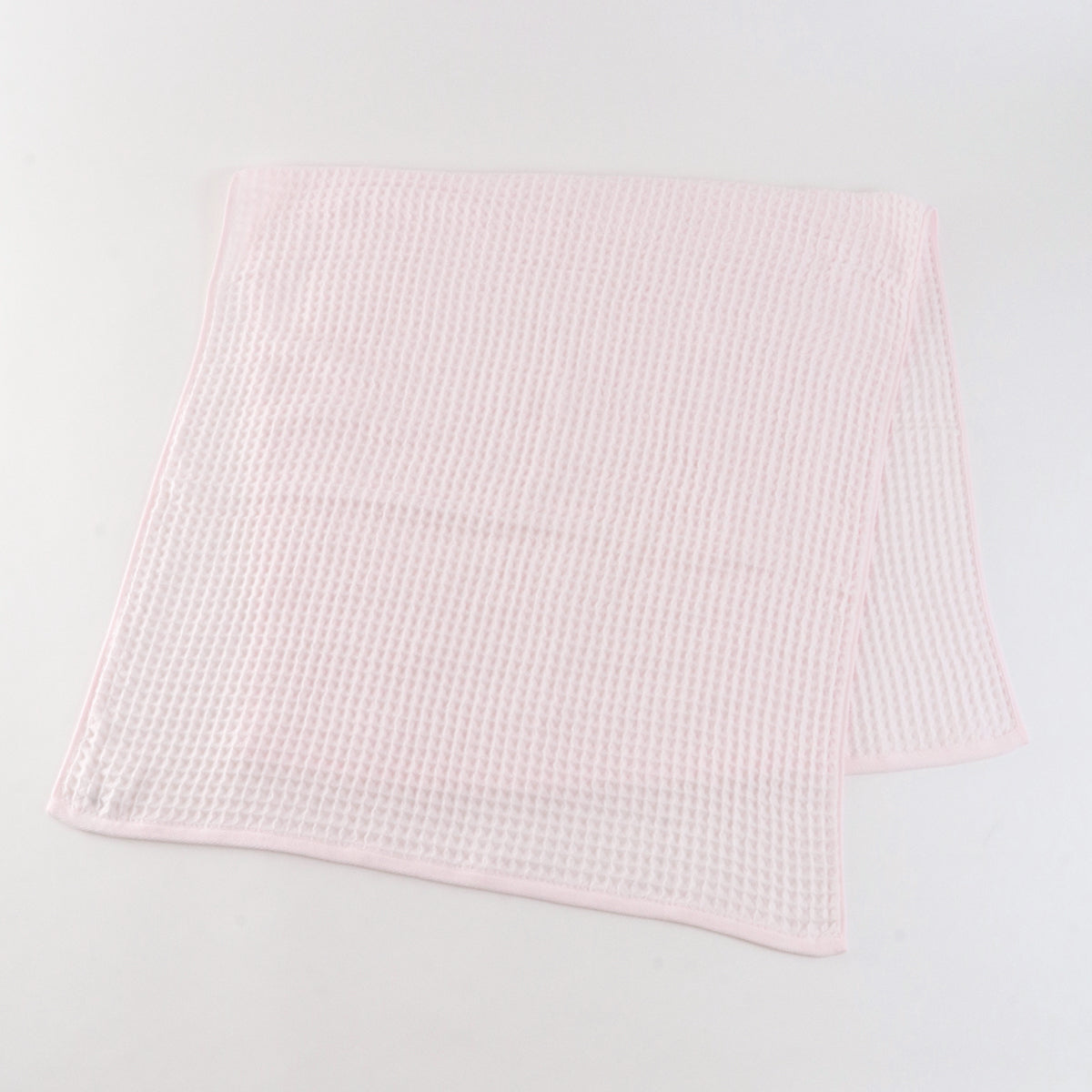 Air Waffle bath towel in Pink