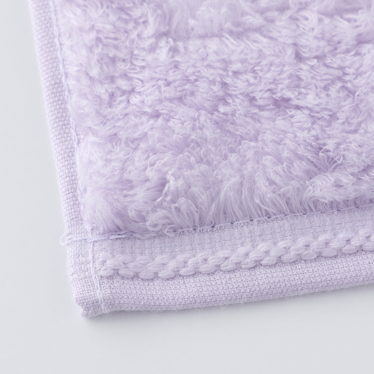 Super Marshmallow small bath towel in Violet