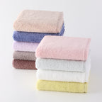 Super Marshmallow small bath towel in White