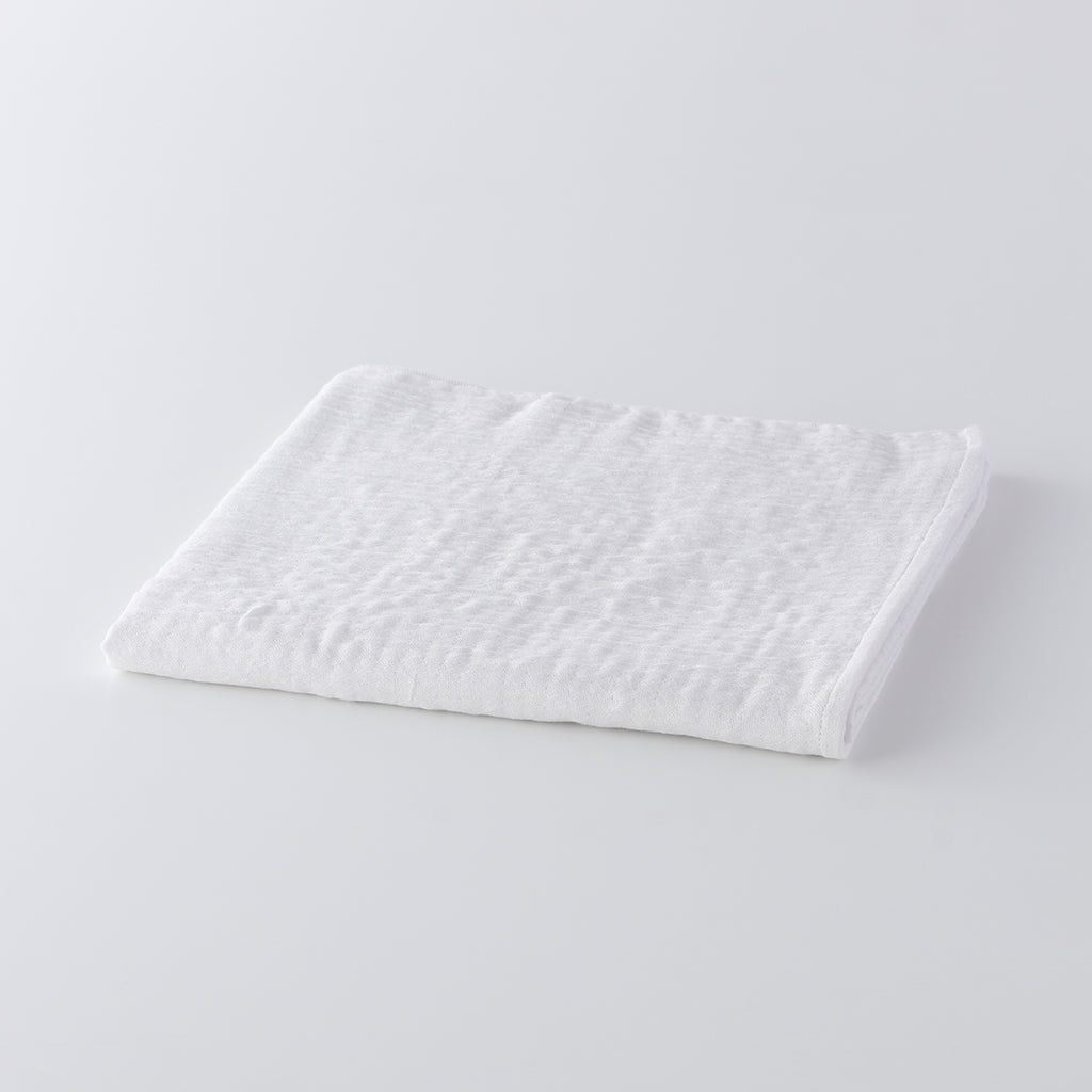 Marshmallow Puff Gauze bath towel in White